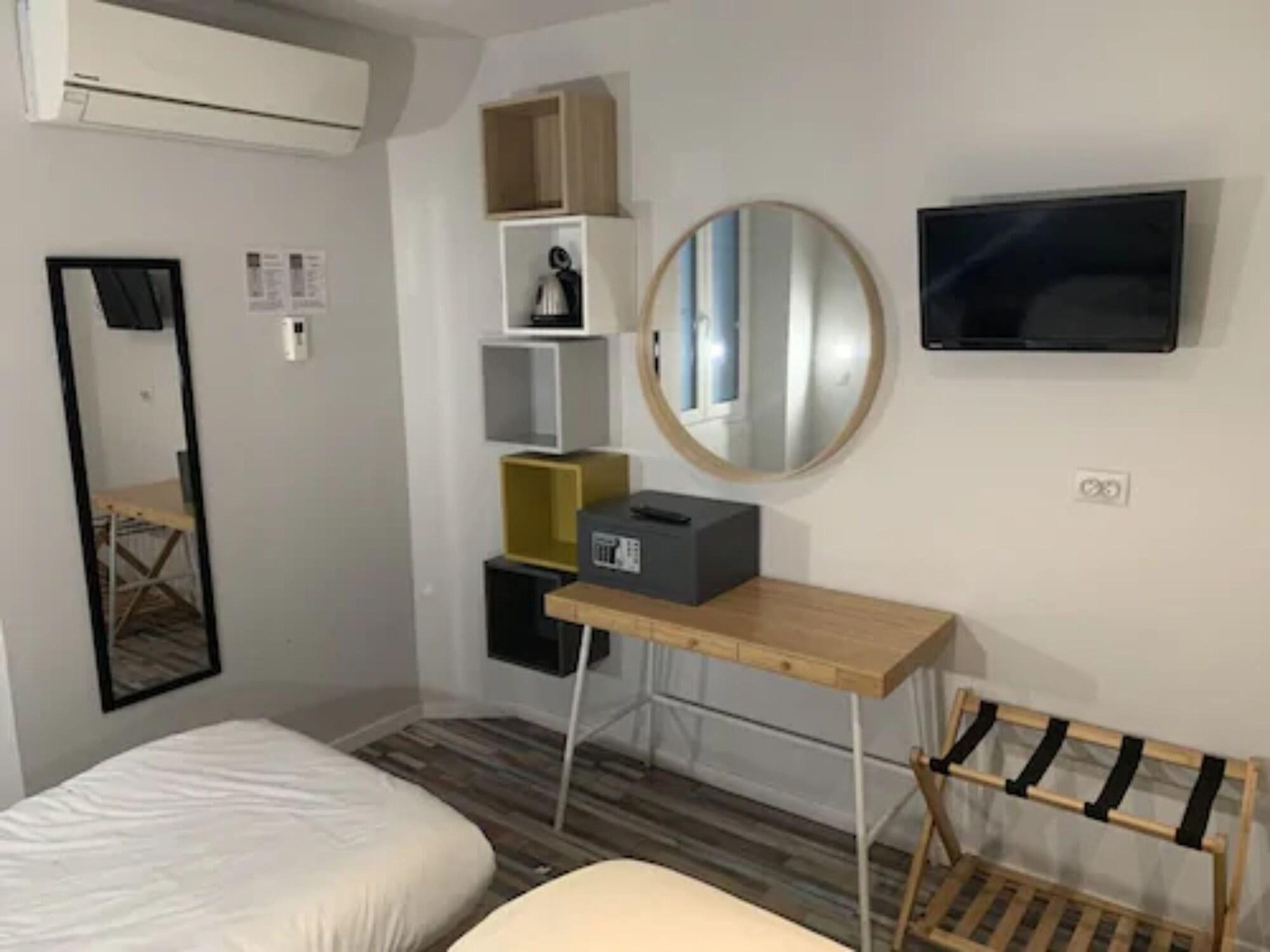 De Berne Hotel 2*